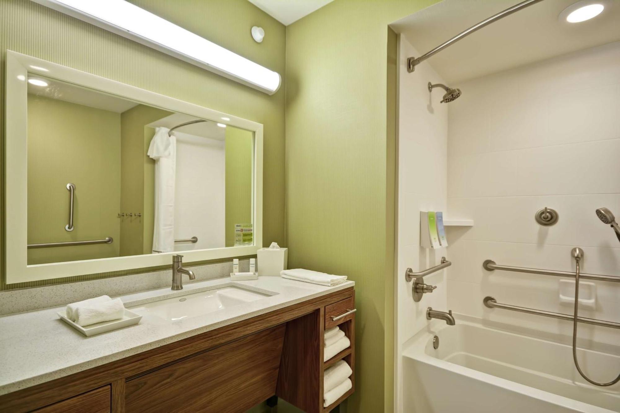 Home2 Suites By Hilton Rapid City Exterior photo