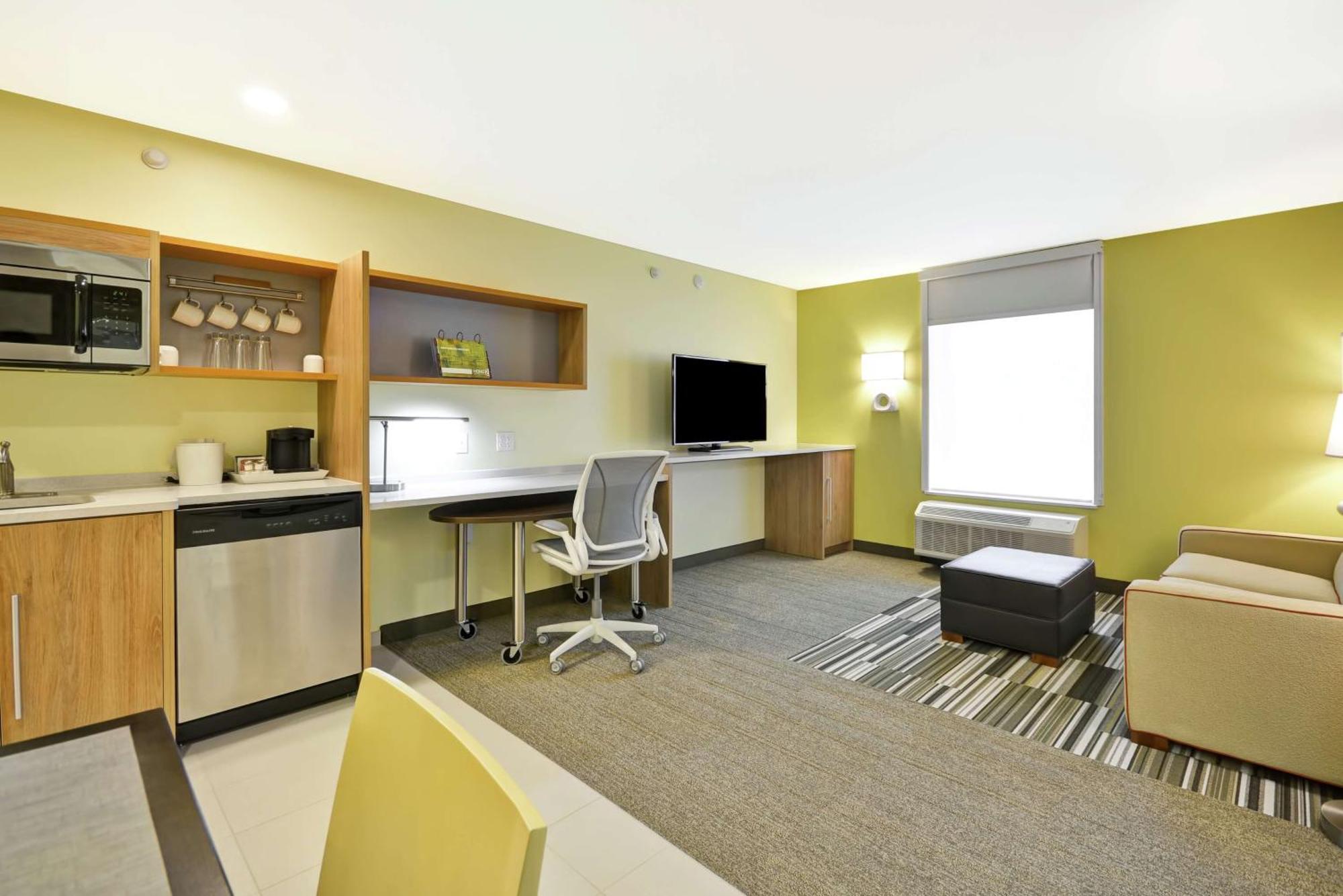 Home2 Suites By Hilton Rapid City Exterior photo